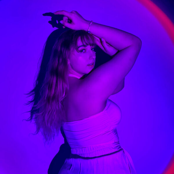 CD6CD913-E004-4D9C-BCE2-FE48691C5743